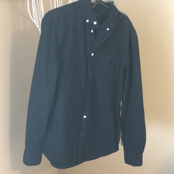 4 pack H&M button down shirts - Picture 4 of 5